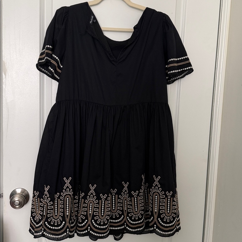 Embroidered Mini Dress - Picture 4 of 8